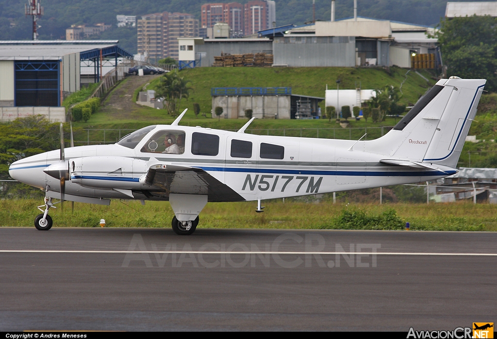 N5177M - Beechcraft 58 Baron - Privado