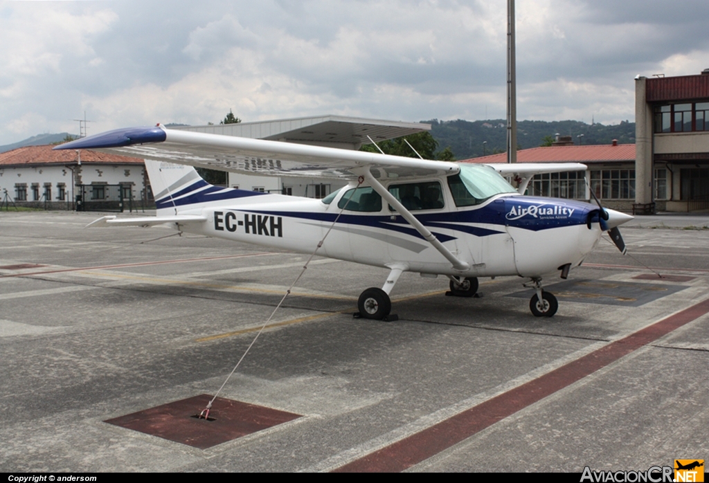 EC-HKH - Cessna 172N Skyhawk 100 II - Air quality