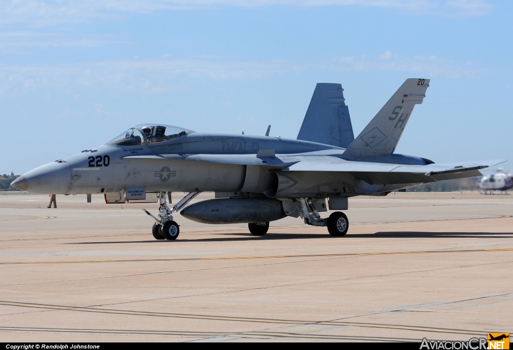 165806 - McDonnell Douglas F/A-18D Hornet - US NAVY