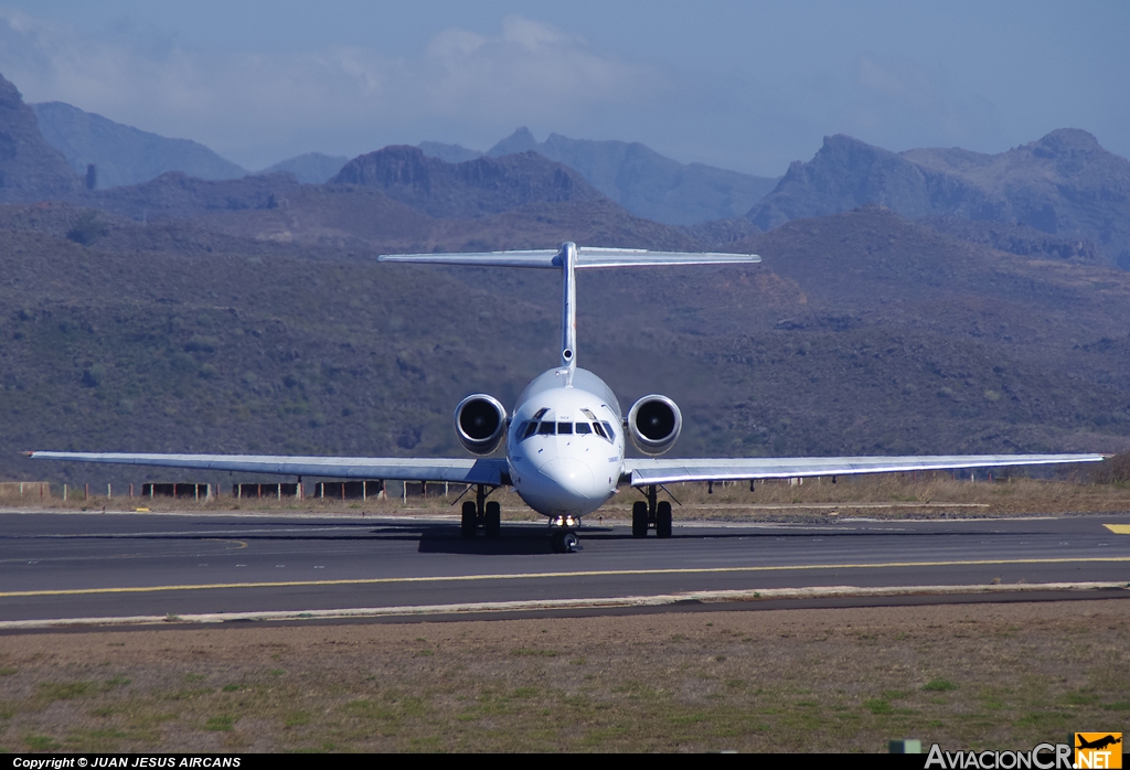 EC-GCV - McDonnell Douglas MD-82 - Spanair