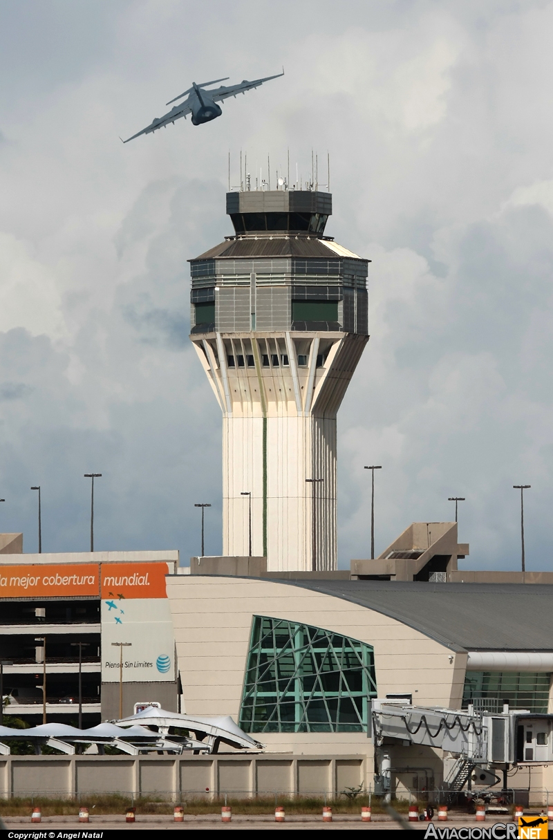 TJSJ - Aeropuerto - Torre de Control