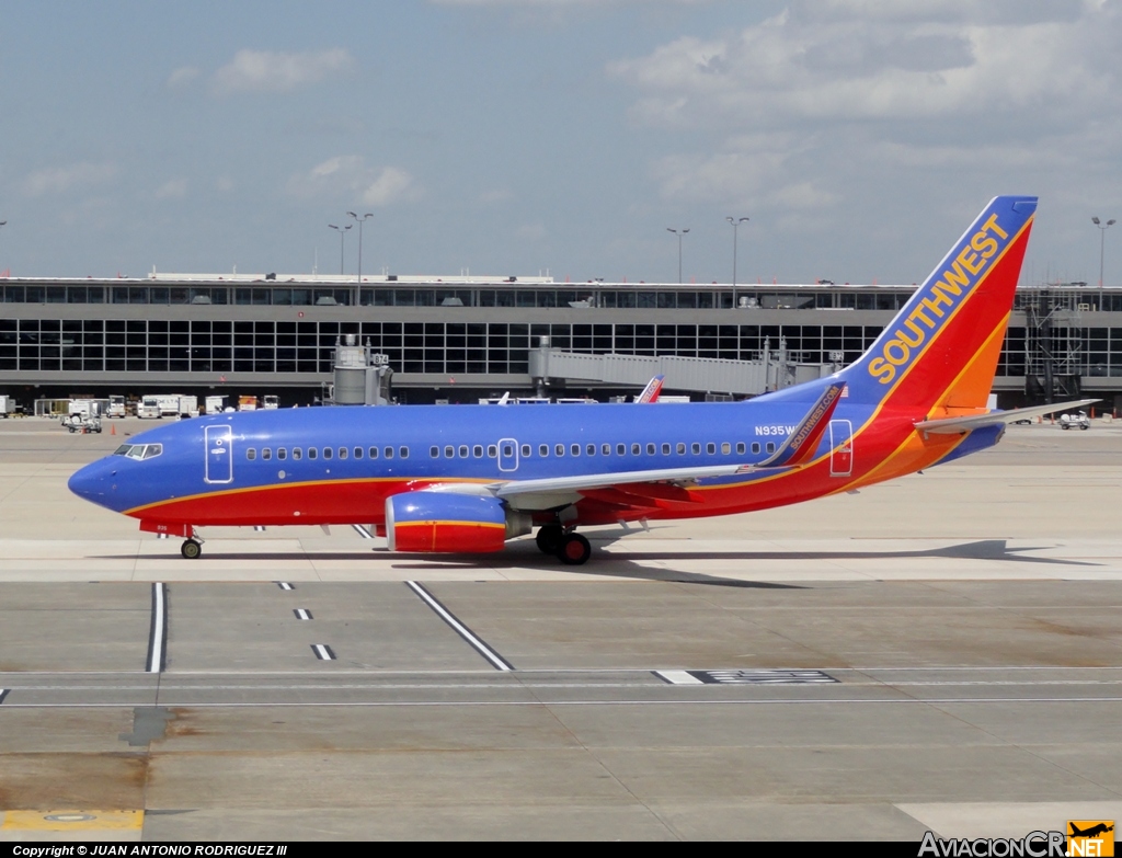 N935WN - Boeing 737-7H4 - Southwest Airlines