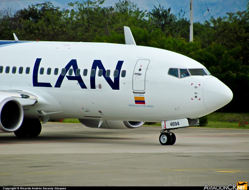 HK-4694 - Boeing 737-7Q8 - LAN Colombia