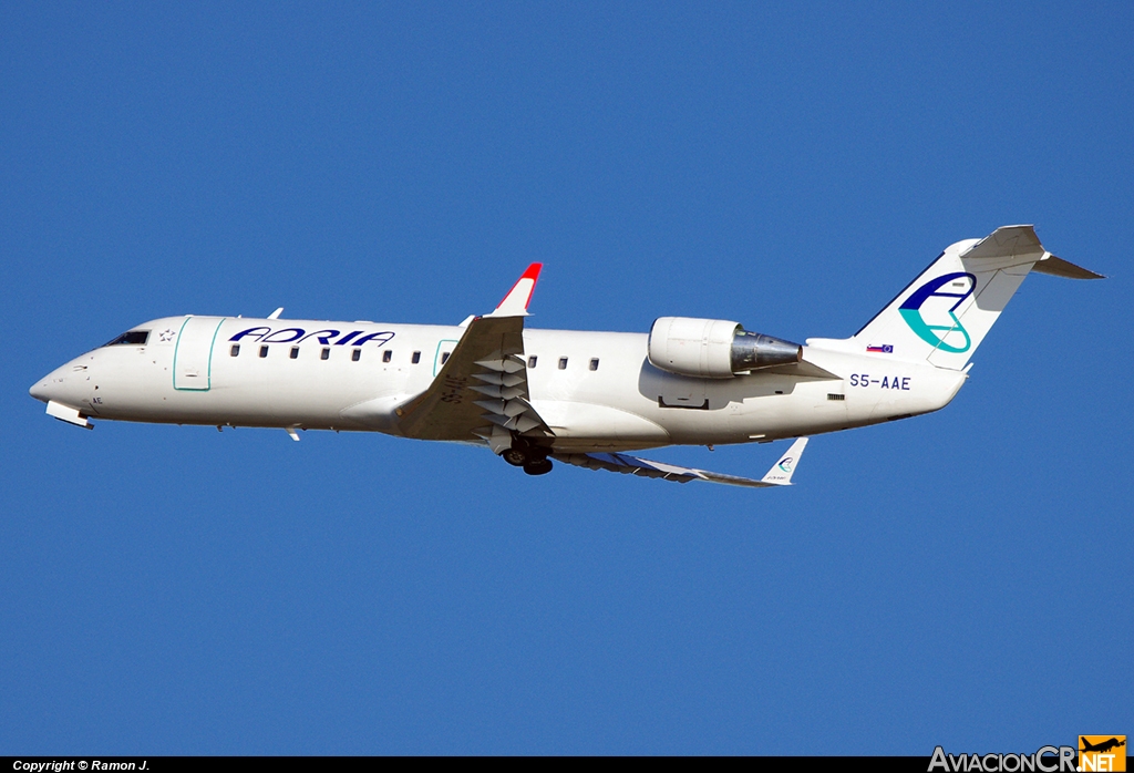 S5-AAE - Canadair CL-600-2B19 Regional Jet CRJ-200 - Adria Airways