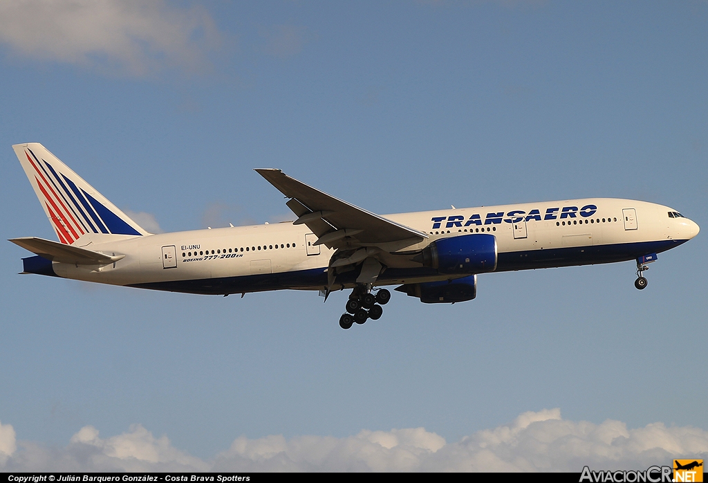 EI-UNU - Boeing 777-212/ER - Transaero Airlines
