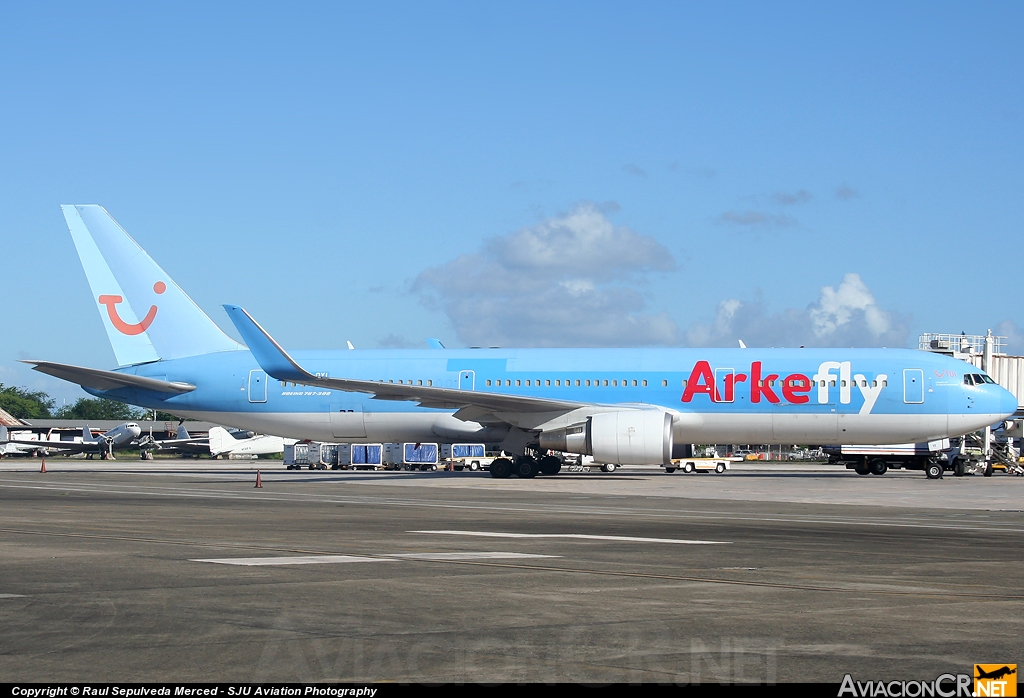 PH-OYI - Boeing 767-304/ER - ArkeFly