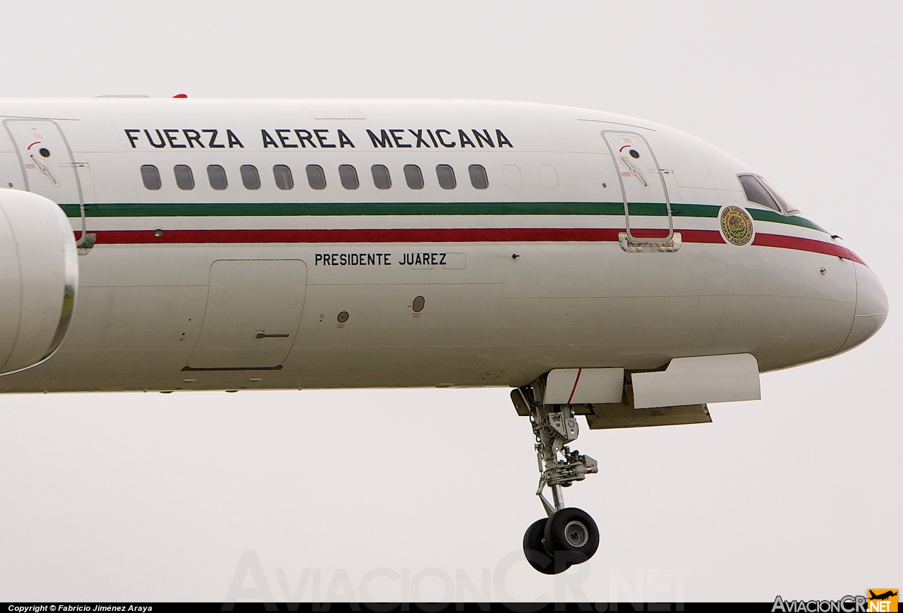 TP-01 - Boeing 757-225 - Fuerza Aerea Mexicana FAM