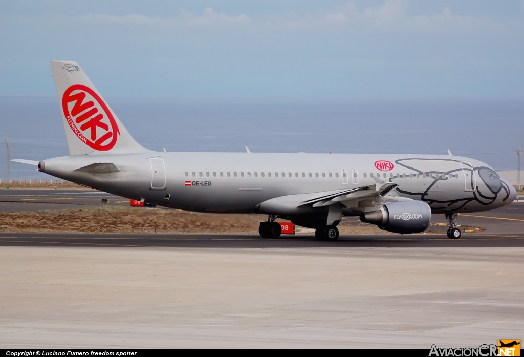 OE-LEG - Airbus A320-214 - NIKI