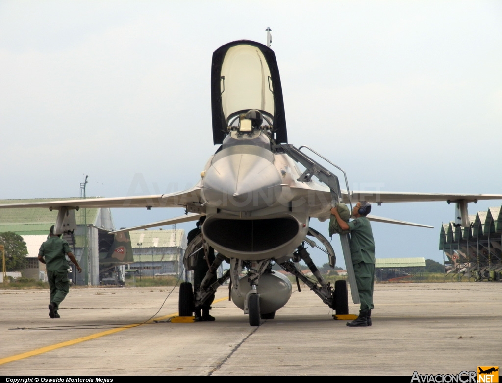 4226 - General Dynamics F-16A Fighting Falcon - Venezuela - Aviacion Militar Venezolana