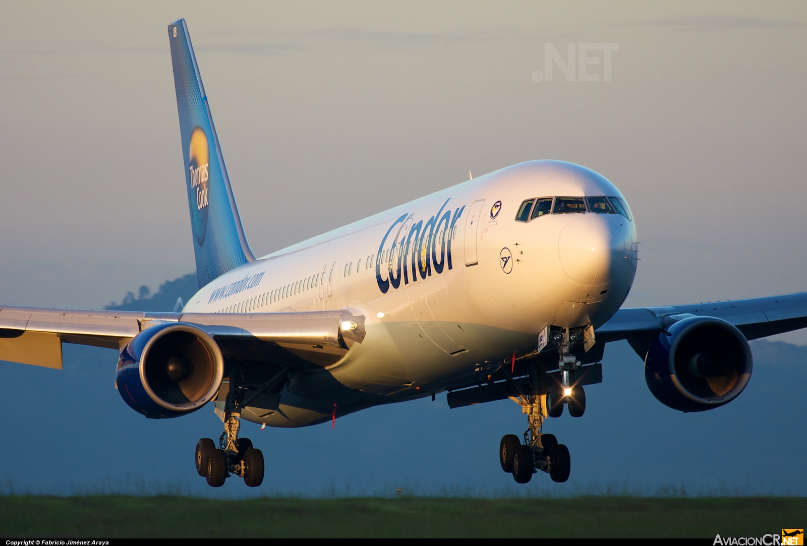 D-ABUB - Boeing 767-330(ER) - Condor