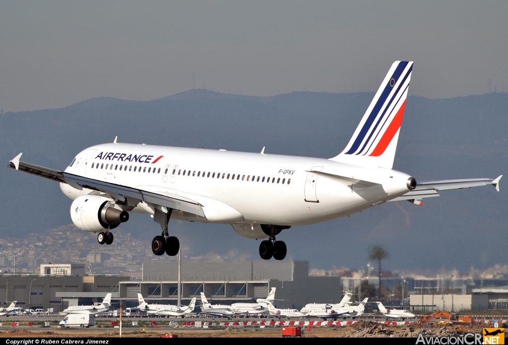 F-GFKV - Airbus A320-211 - Air France