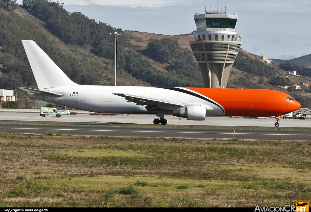 EC-LKV - Boeing 767-383ER - Gestair Cargo (TNT)