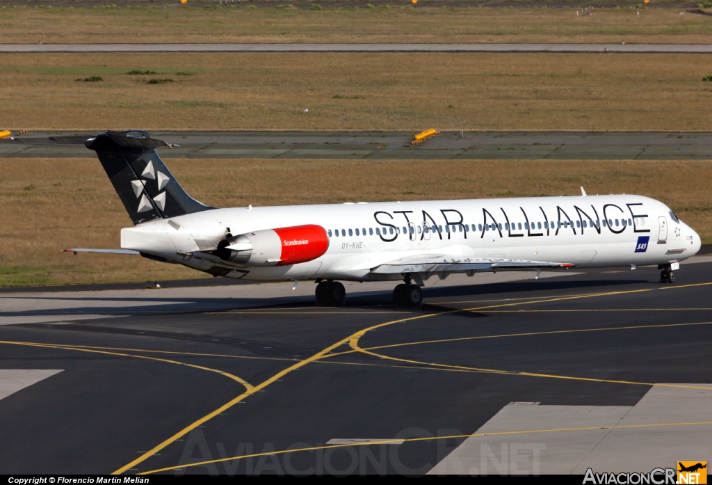 OY-KHE - McDonnell Douglas MD-82 (DC-9-82) - Scandinavian Airlines - SAS