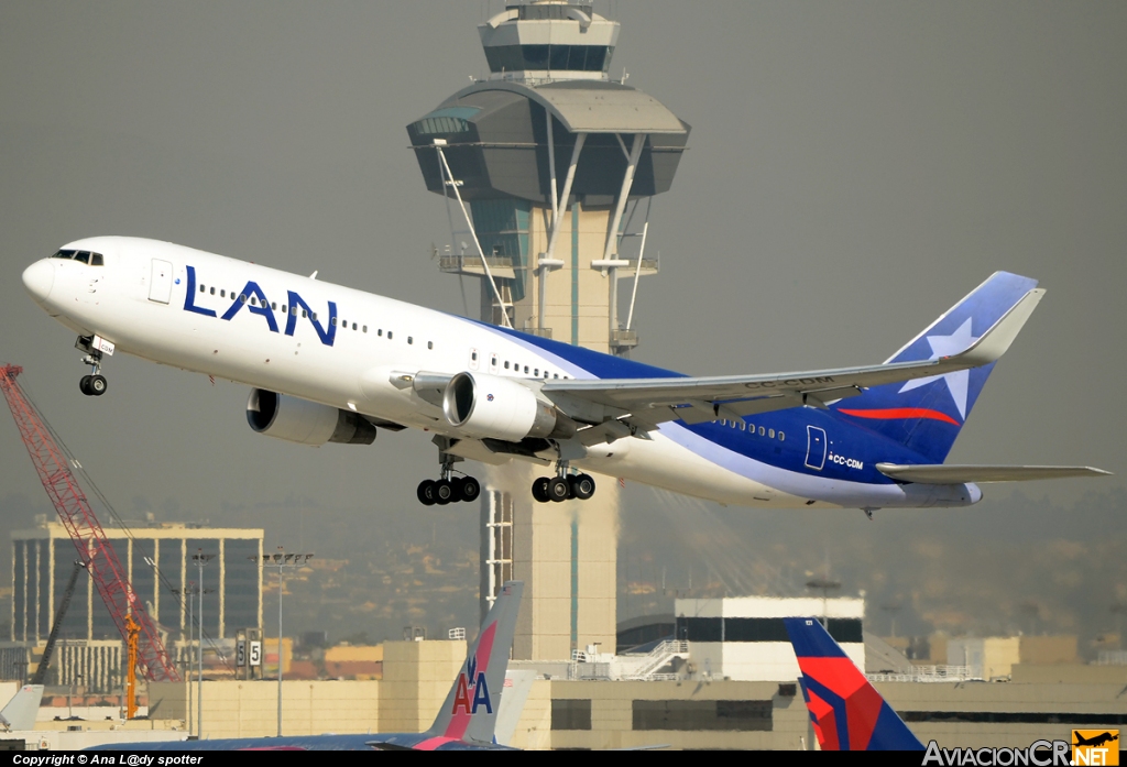 CC-CDM - Boeing 767-352/ER - LAN Airlines