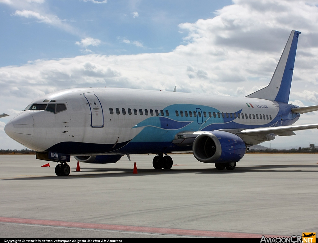 XA-UNW - Boeing 737-3T0 - Global Air