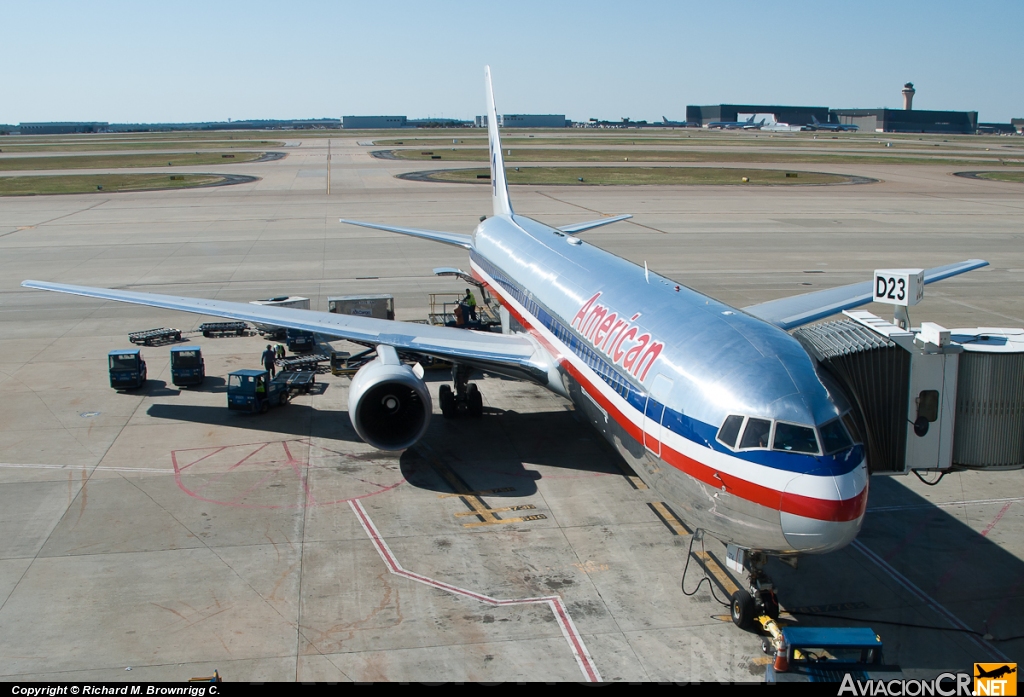 N391AA - Boeing 767-323/ER - American Airlines