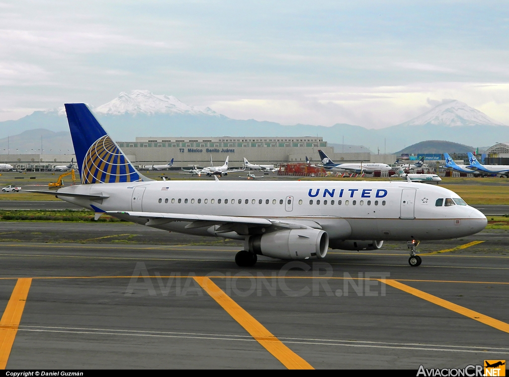 N840UA - Airbus A319-131 - United Airlines
