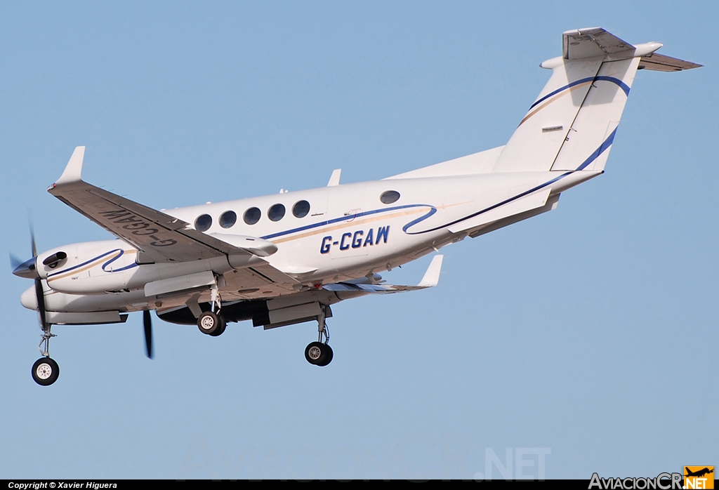 G-CGAW - Beechcraft Super King Air 200 - Privado