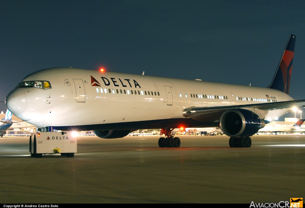 N843MH - Boeing 767-432/ER - Delta Air Lines