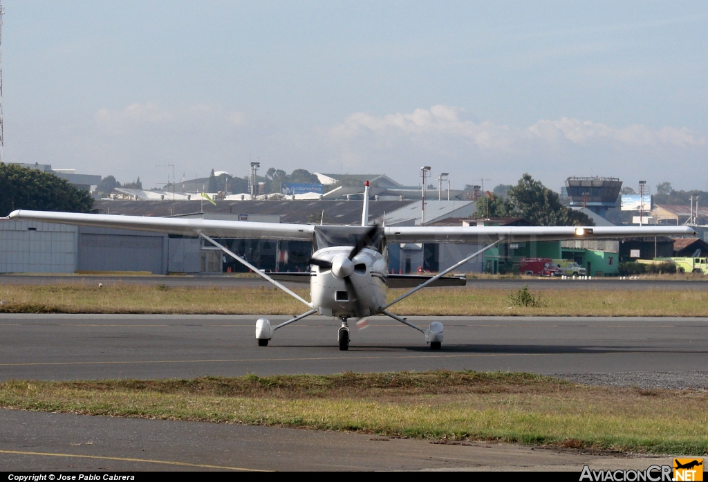 TG-PIM - Cessna 182S Skylane - Privado