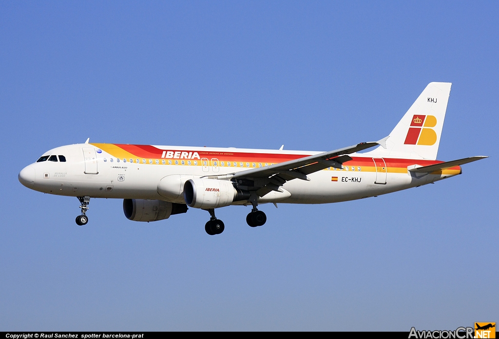 EC-KHJ - Airbus A320-214 - Iberia