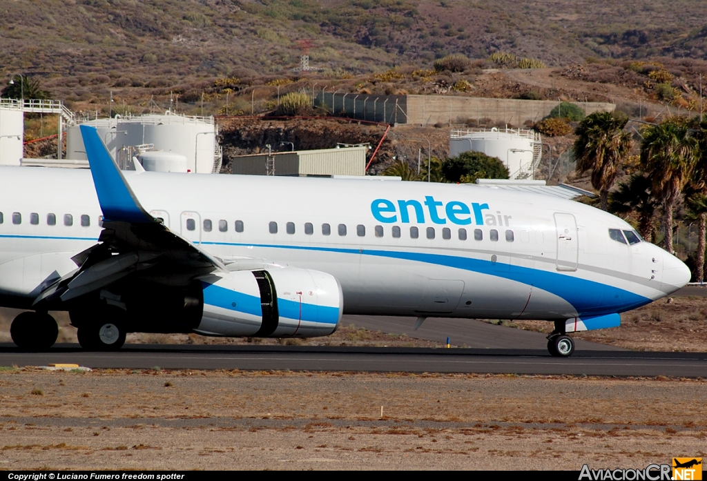 SP-ENY - Boeing 737-86N - Enter Air