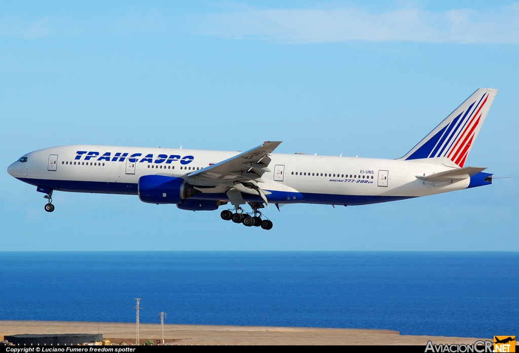 EI-UNS - Boeing 777-212/ER - Transaero Airlines