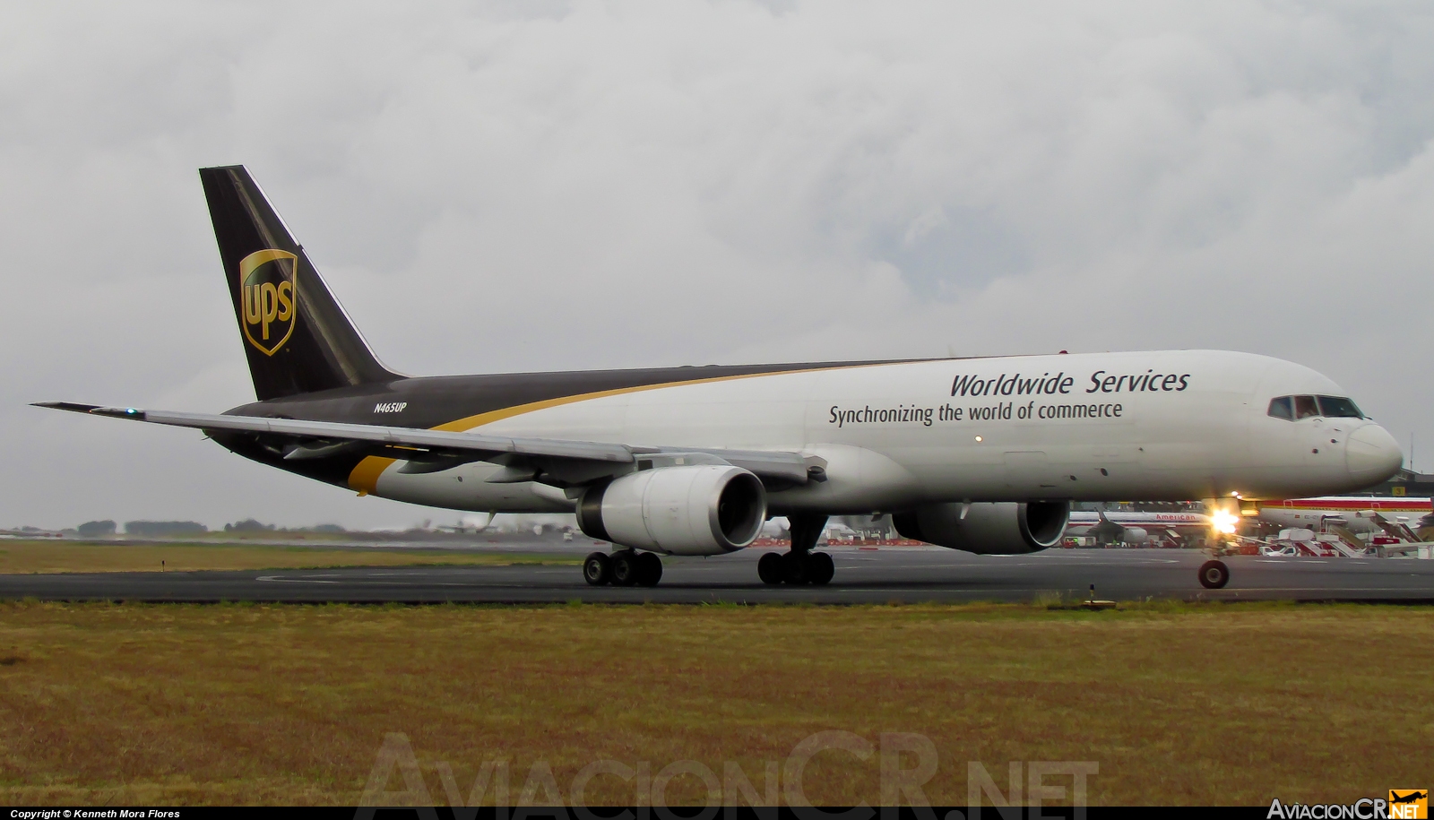 N465UP - Boeing 757-24APF - UPS - United Parcel Service