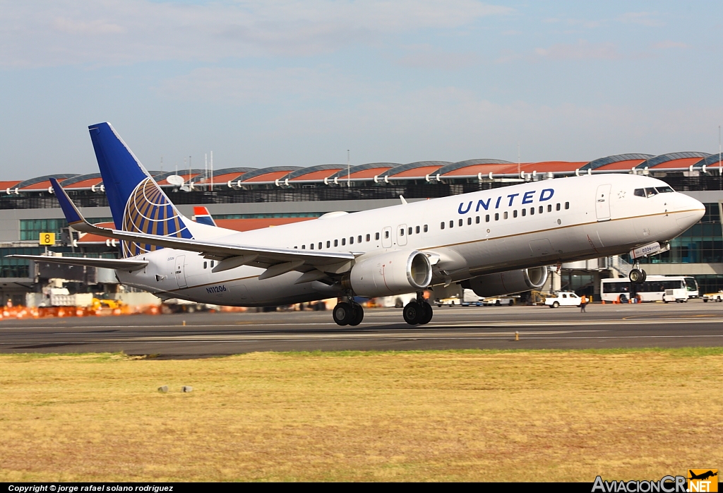 N11206 - Boeing 737-824 - United Airlines (Continental Airlines)