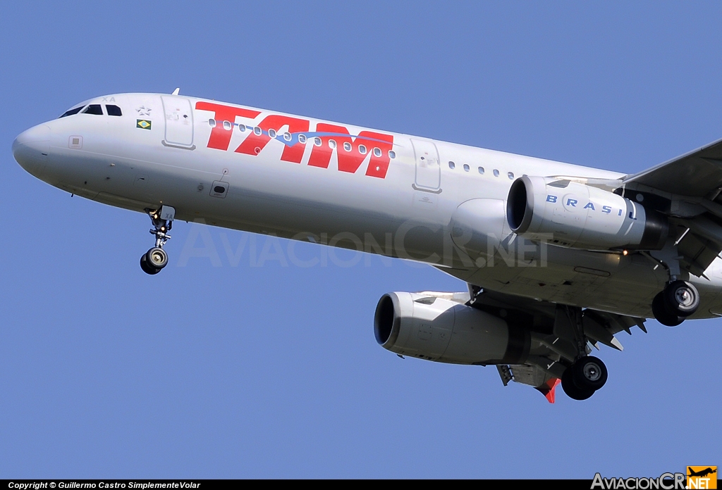 PT-MXA - Airbus A321-232 - TAM