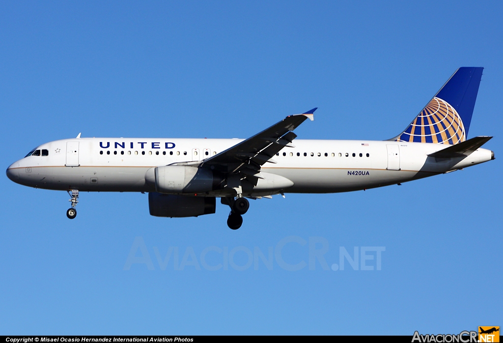 N420UA - Airbus A320-232 - United Airlines