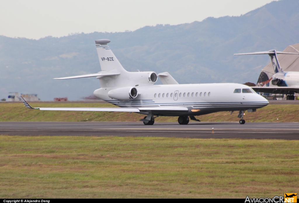 VP-BZE - Dassault Falcon 7X - Privado