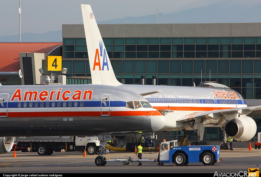 N622AA - Boeing 757-223 - American Airlines