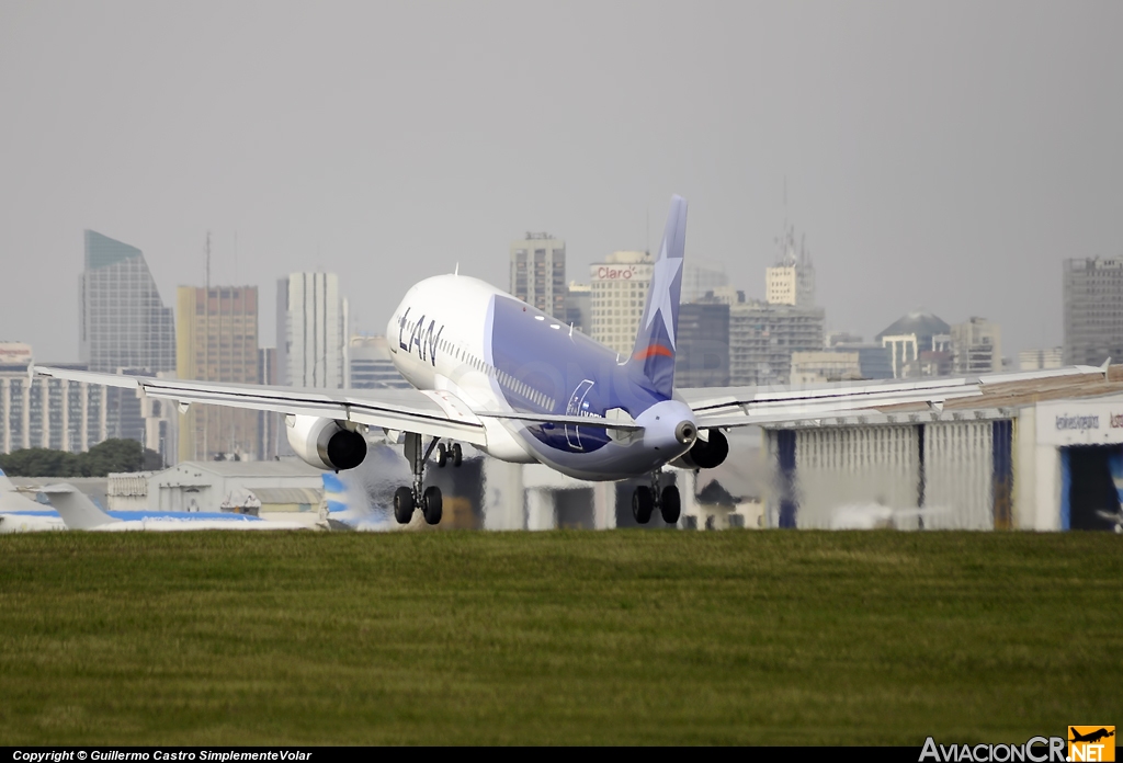 LV-BFY - Airbus A320-233 - LAN Argentina
