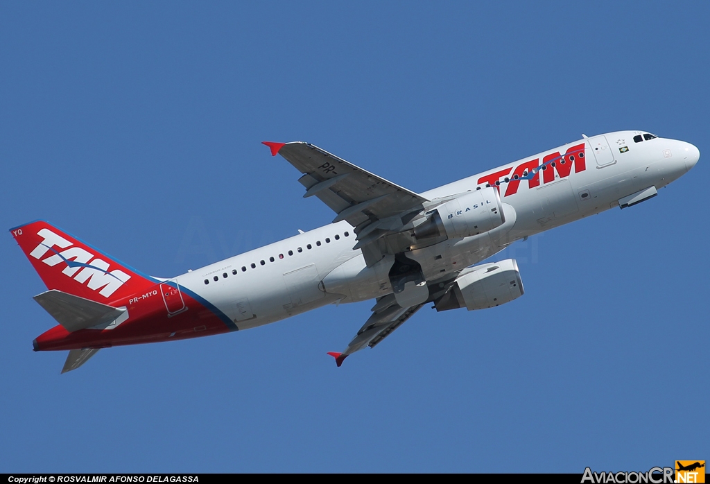 PR-MYQ - Airbus A320-214 - TAM Linhas Aéreas