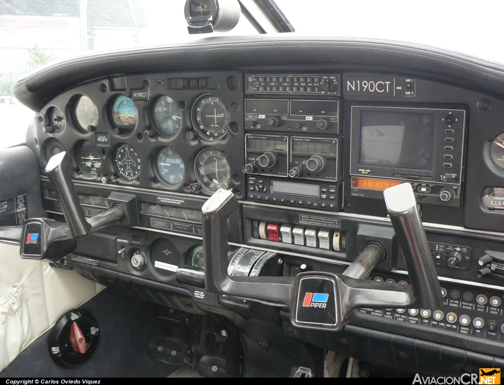 N190CT - Piper PA-28-181 Cherokee Archer II - CPEA - Escuela de Aviación