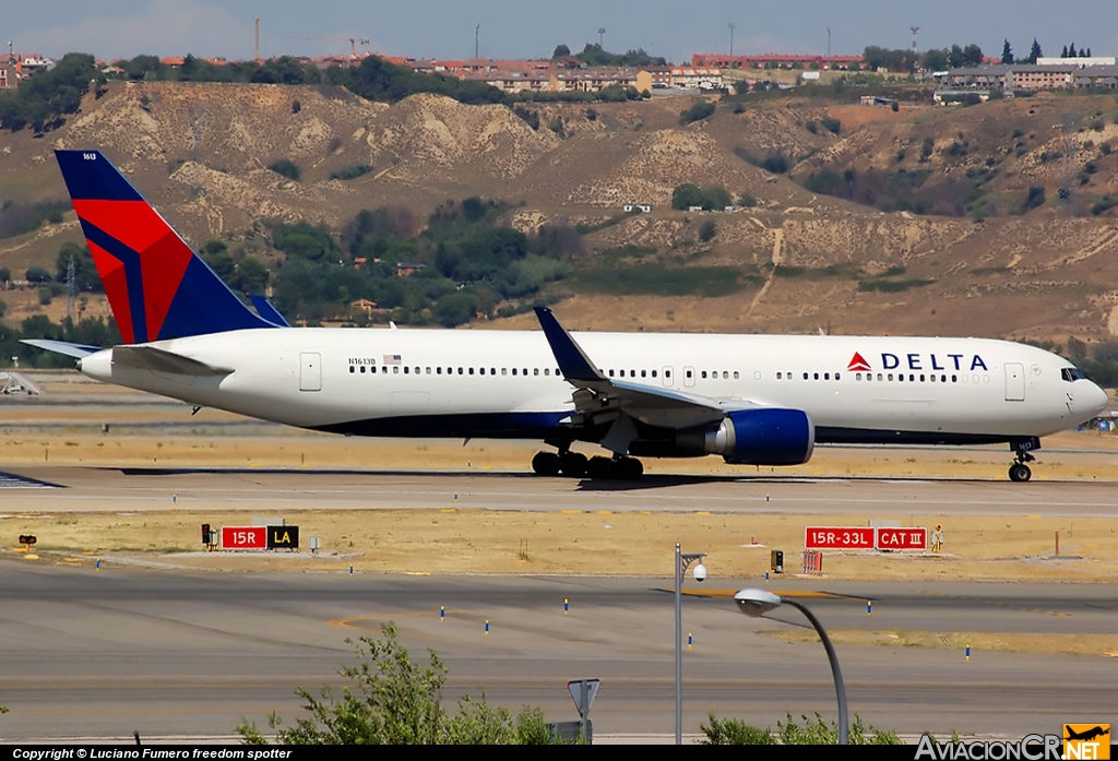 N1613B - Boeing 767-332(ER) - Delta Air Lines