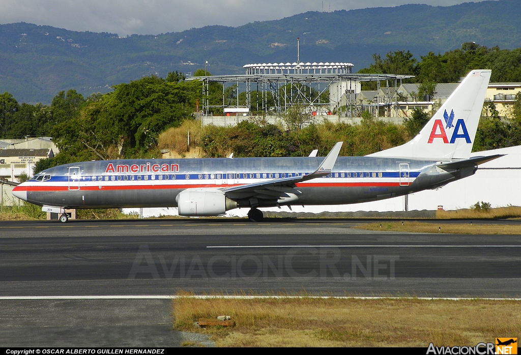 N958AN - Boeing 737-823 - American Airlines