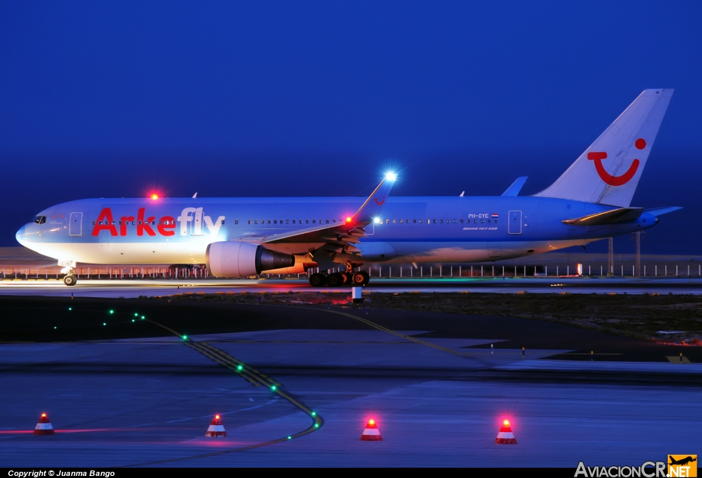 PH-OYE - Boeing 767-304/ER - ArkeFly