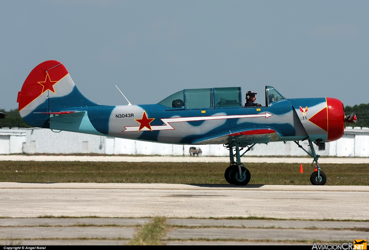 N3043R - Yakovlev Yak-52 - Privado