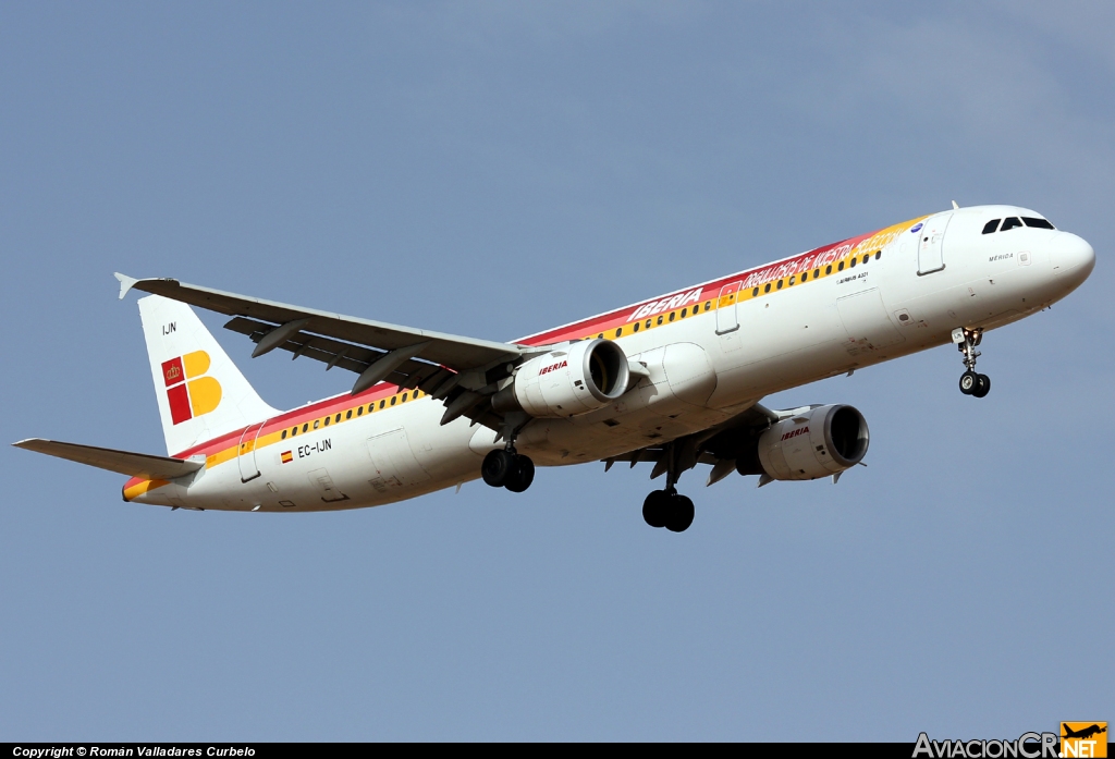 EC-IJN - Airbus A321-211 - Iberia