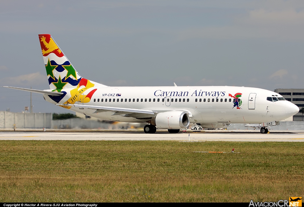 VP-CKZ - Boeing 737-36E - Cayman Airways