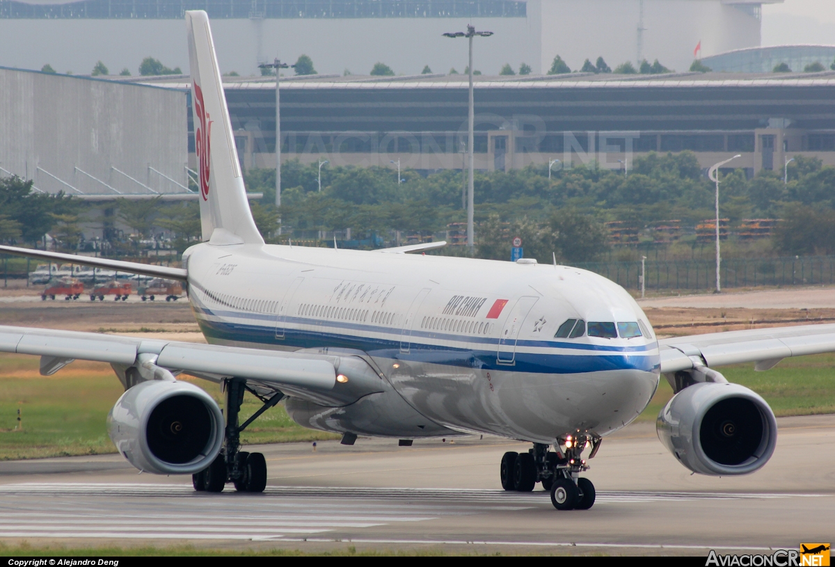 B-6525 - Airbus A330-343X - Air China