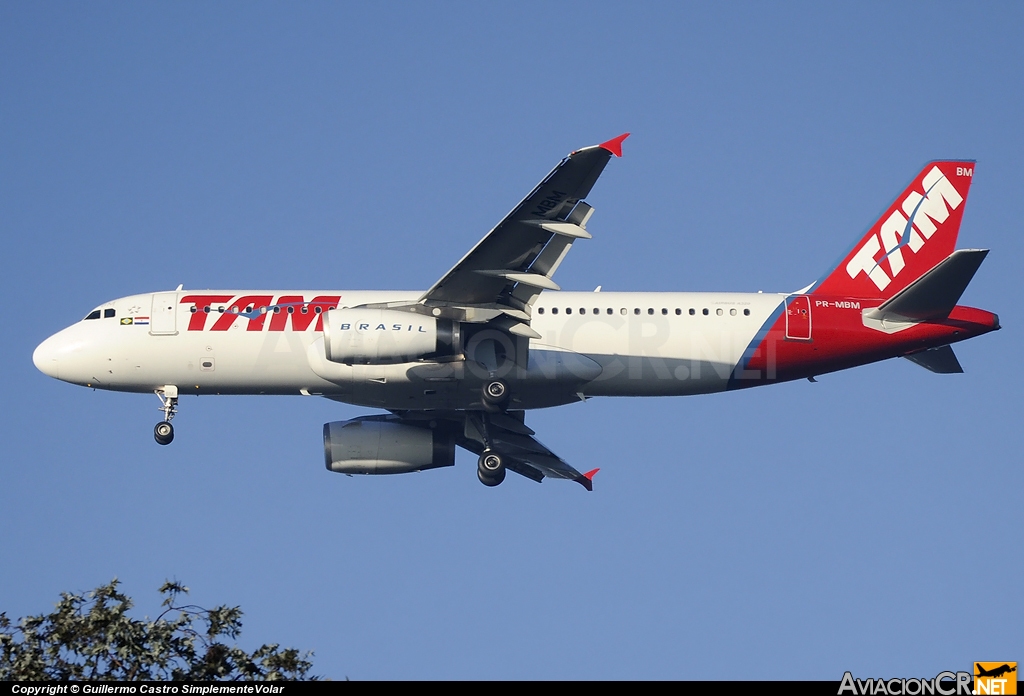 PR-MBM - Airbus A320-232 - TAM
