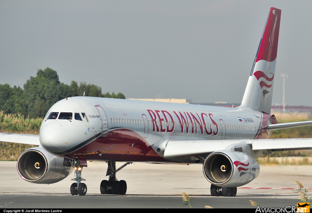RA-64046 - Tupolev Tu-204-100 - Red Wings