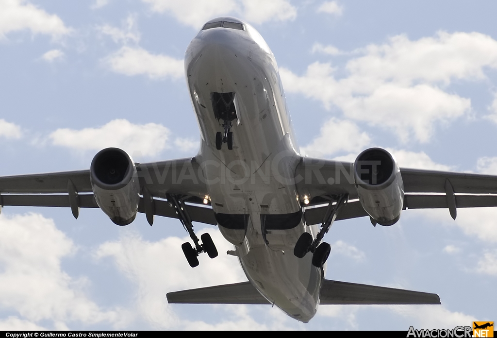 LV-CQS - Airbus A320-233 - LAN Argentina