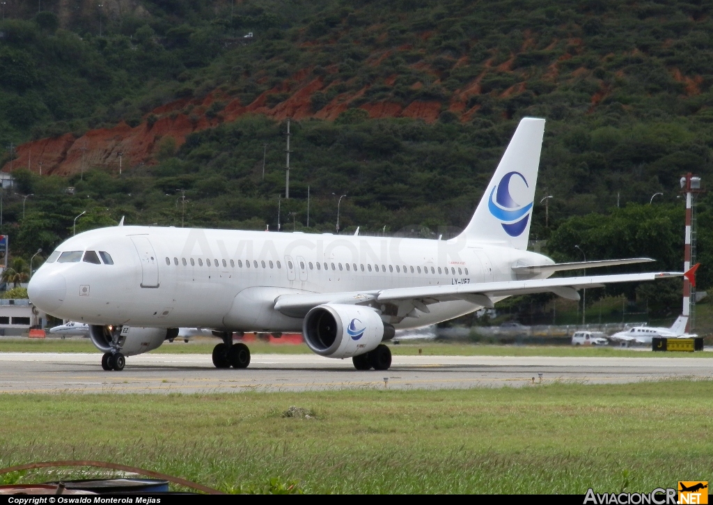 LY-VEZ - Airbus A320-212 - Untitled (Cubana Avion Express)