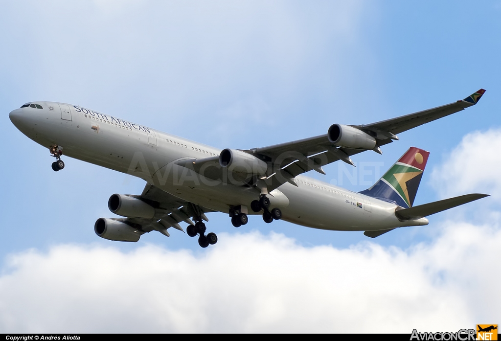 ZS-SXA - Airbus A340-313X - South African Airways