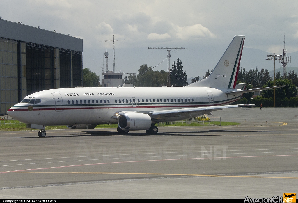 TP-02 - Boeing 737-33A - Fuerza Aerea Mexicana