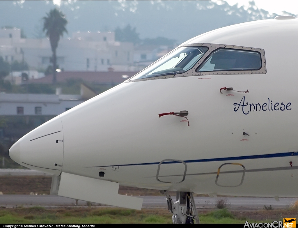 VP-CPF - Bombardier	BD-100-1A10 Challenger 300 - Alliance Air